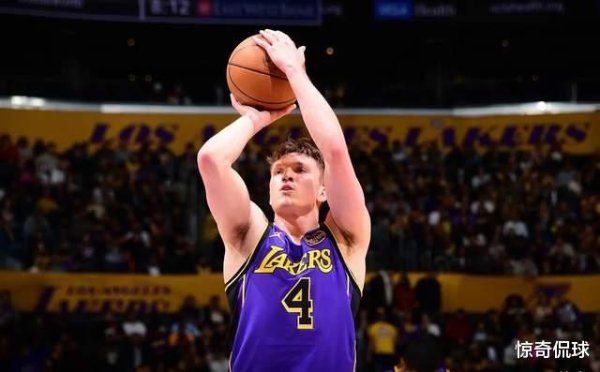 What s wrong? The Lakers  strongman fell to freezing point. US media: The failure of the transaction has affected his mentality